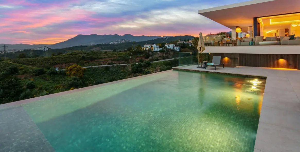 Venta de villa independiente en El Rosario 42