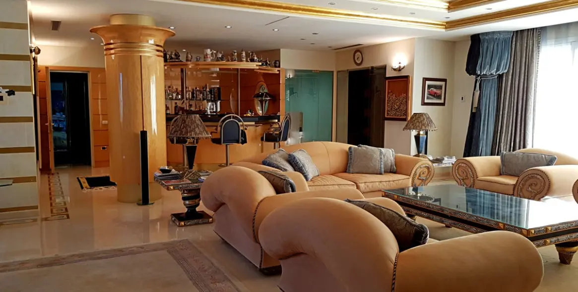 Sale of penthouse in Estepona (district New Golden Mile) 2