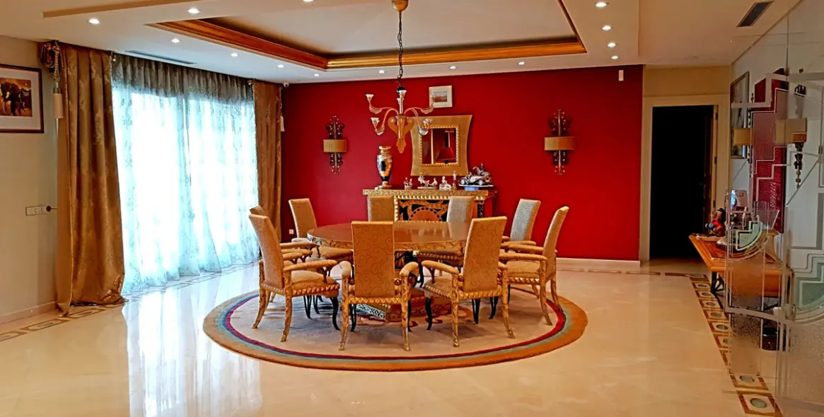 Sale of penthouse in Estepona (district New Golden Mile) 10