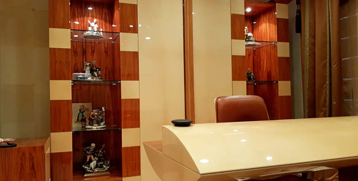 Sale of penthouse in New Golden Mile 15