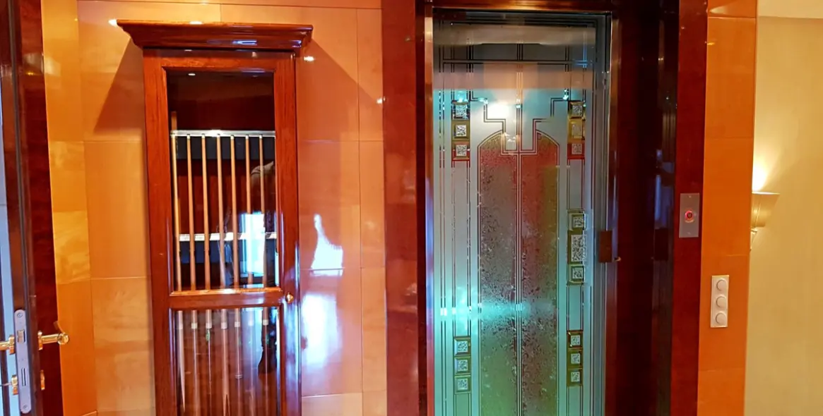 Sale of penthouse in New Golden Mile 28