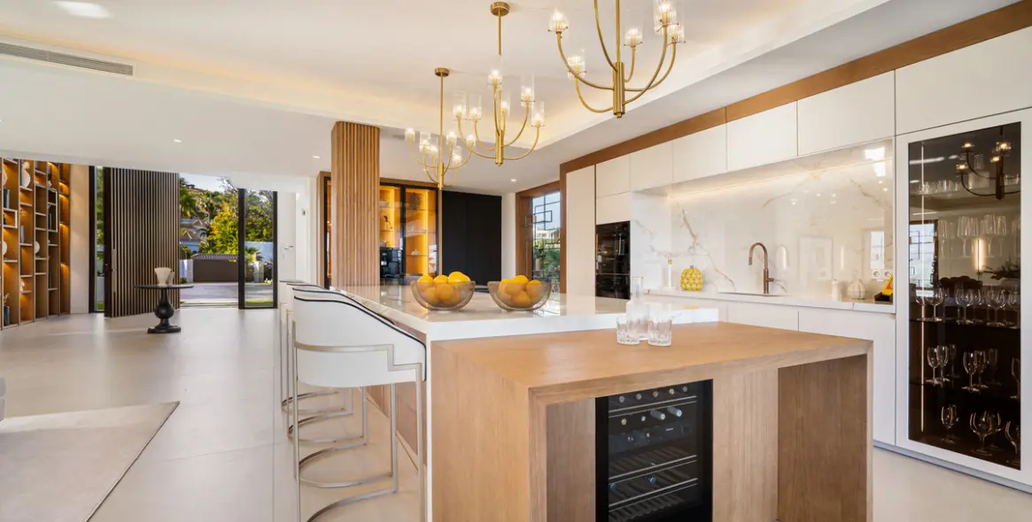 Venta de villa independiente en Nueva Andalucía 22