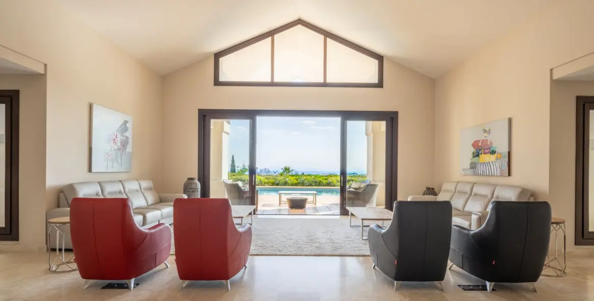 Продажа  отдельно стоящей виллы в Benahavís (район Los Flamingos) 6