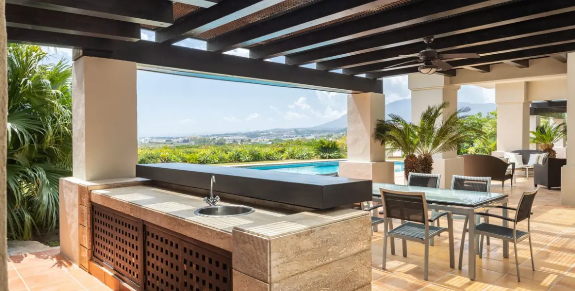 Продажа  отдельно стоящей виллы в Benahavís (район Los Flamingos) 10