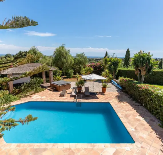 Venta de villa independiente en Benahavís