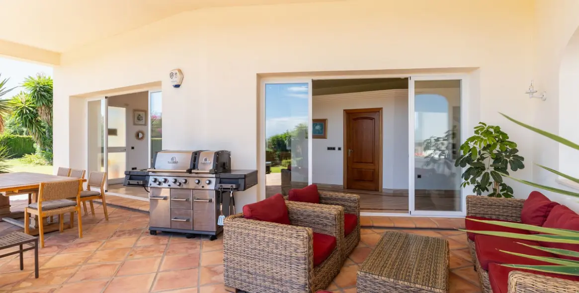 Sale of detached villa in Benahavís 21