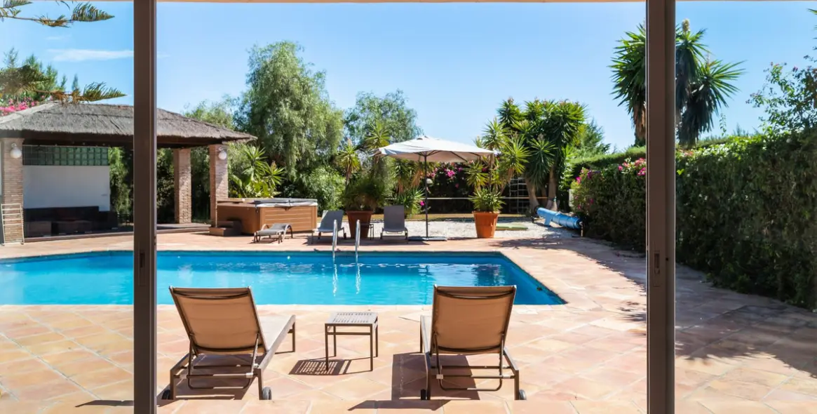 Sale of detached villa in Benahavís 45