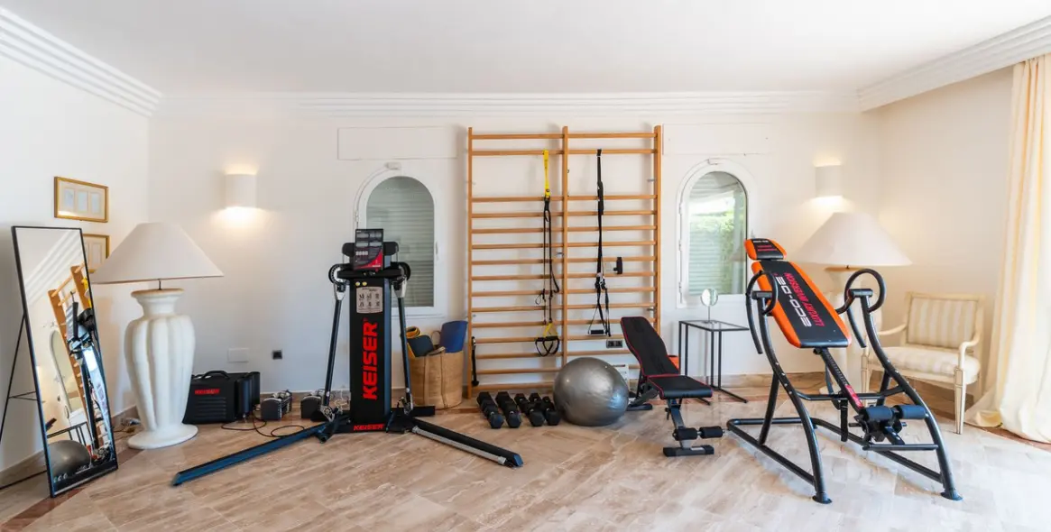 Sale of detached villa in Benahavís 48