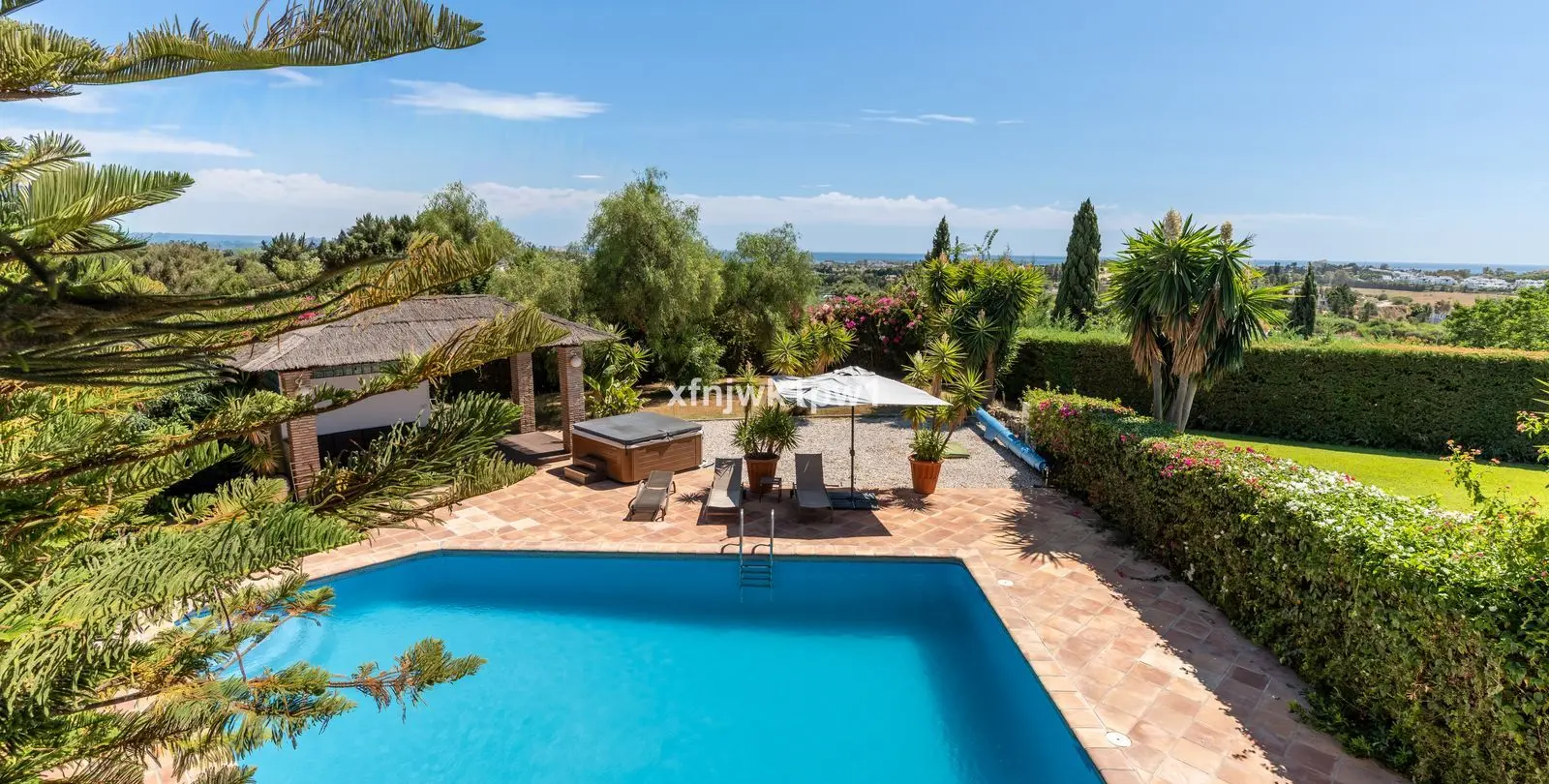 Sale of detached villa in Benahavís 4