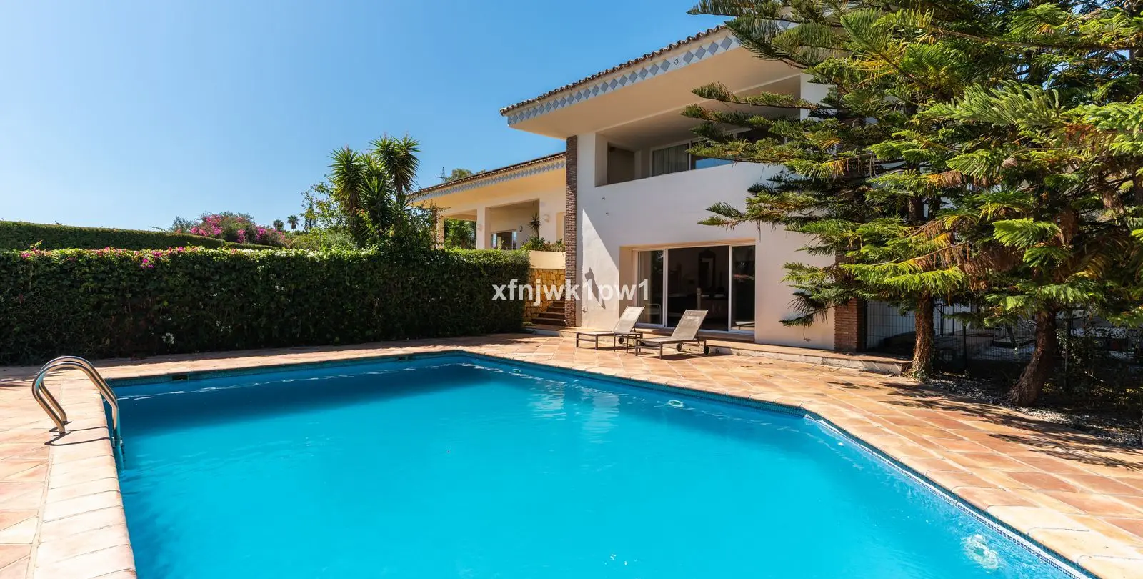 Sale of detached villa in Benahavís 6