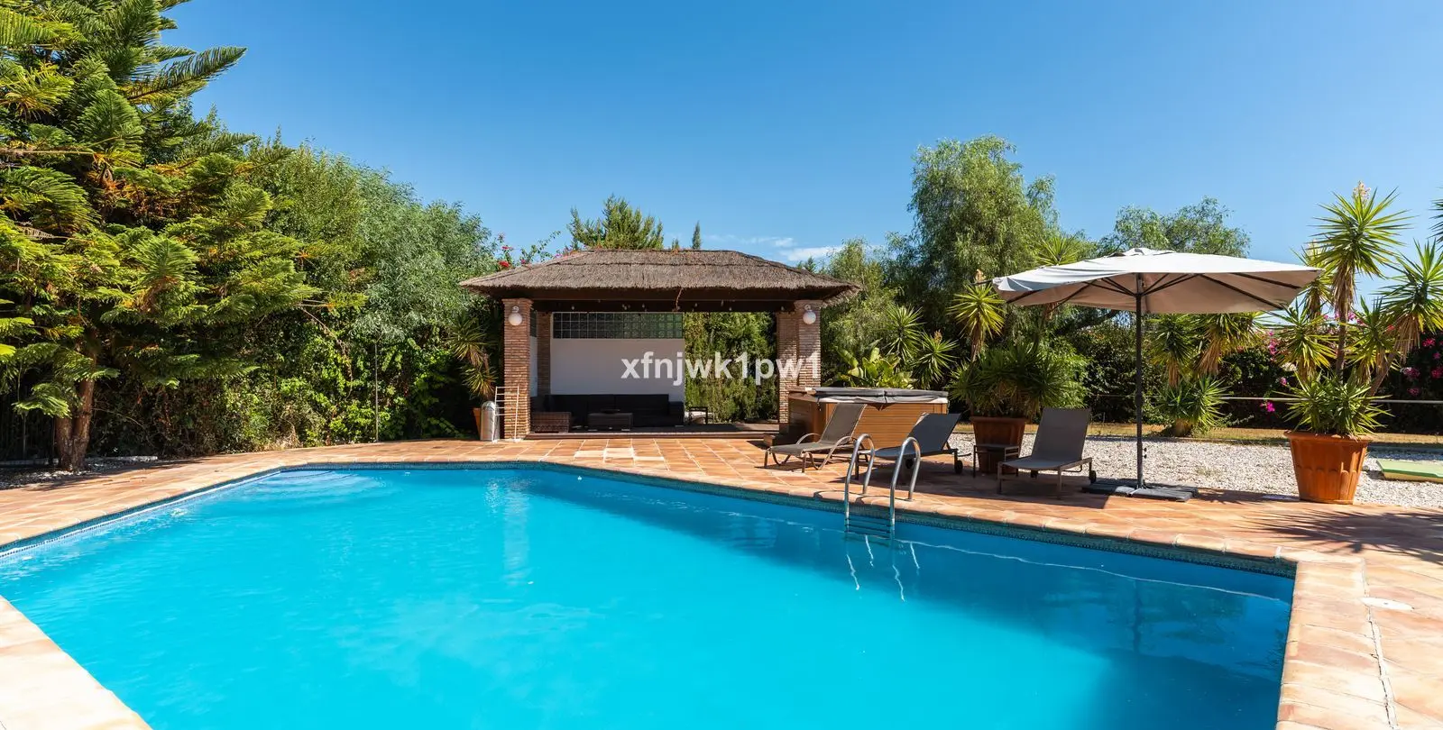 Sale of detached villa in Benahavís 8