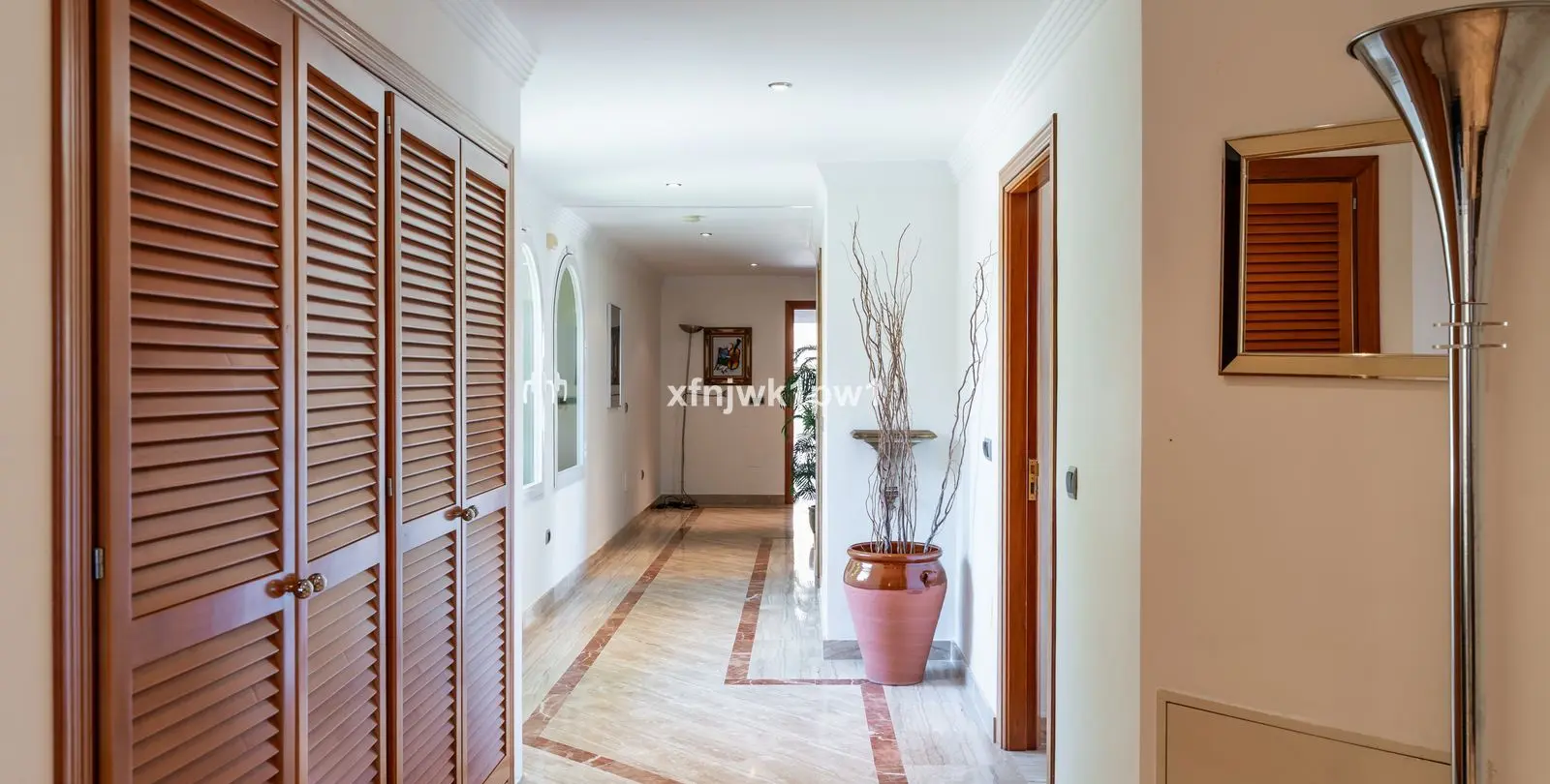 Sale of detached villa in Benahavís 29