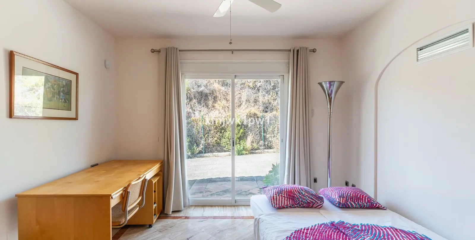 Sale of detached villa in Benahavís 38