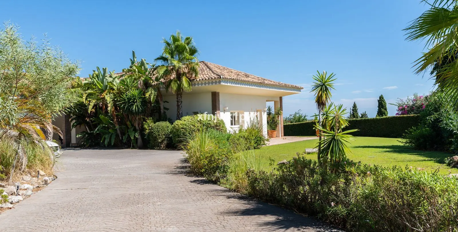 Sale of detached villa in Benahavís 54