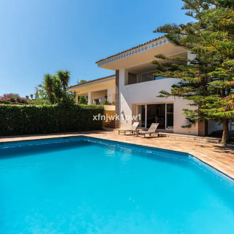 Venta de villa independiente en Benahavís