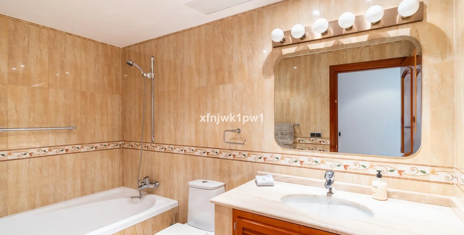Venta de villa independiente en Benahavís 41