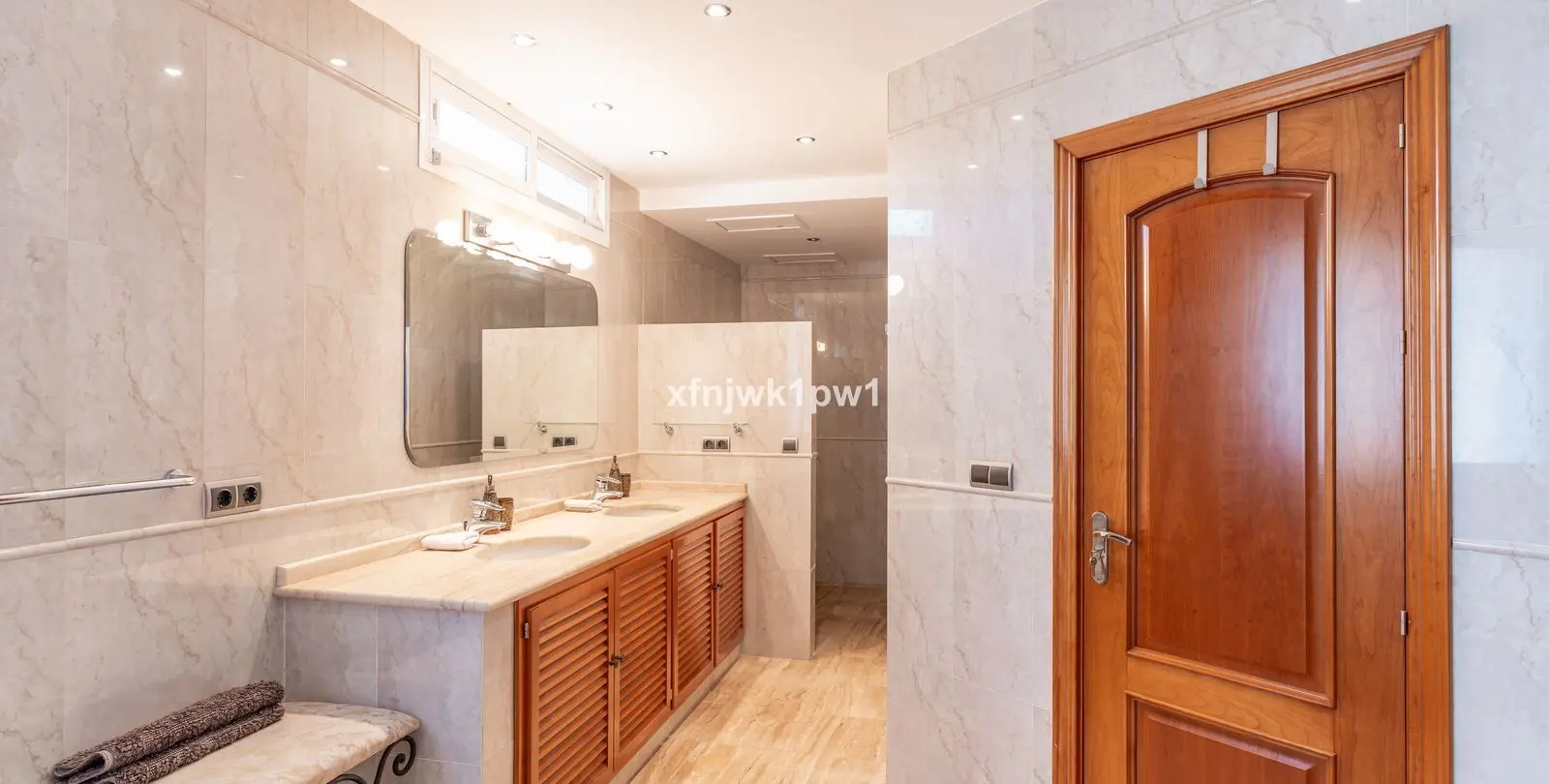 Venta de villa independiente en Benahavís 51