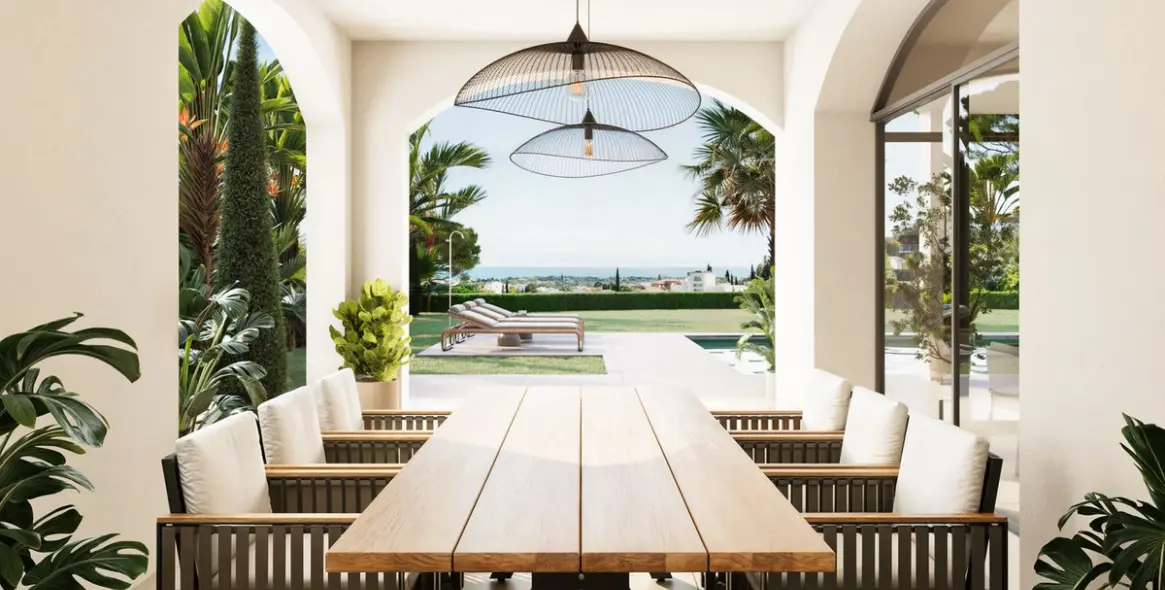 Sale of detached villa in La Quinta 2