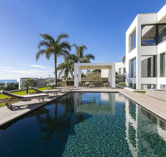 Venta de villa independiente en Benahavís