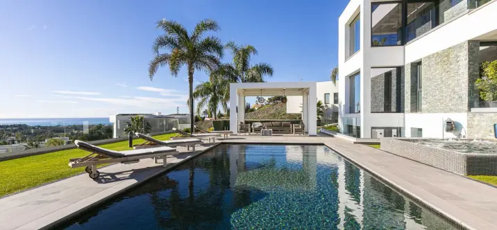 Venta de villa independiente en Benahavís 1