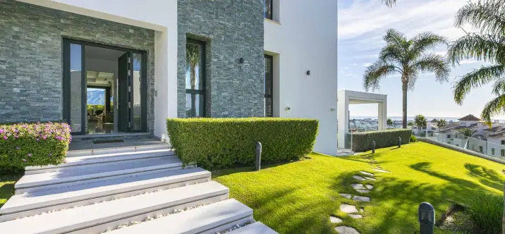 Venta de villa independiente en Benahavís 2