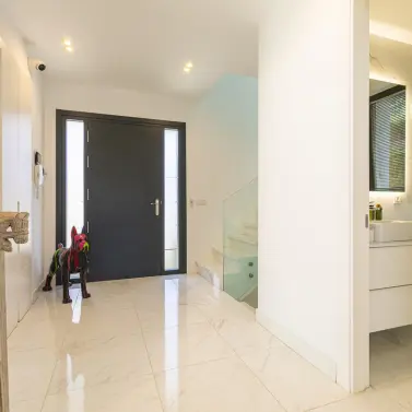 Sale of detached villa in Benahavís