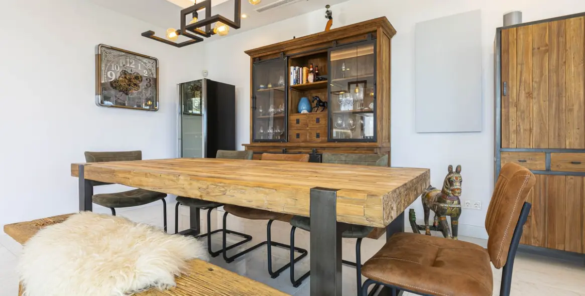 Sale of detached villa in Benahavís 11