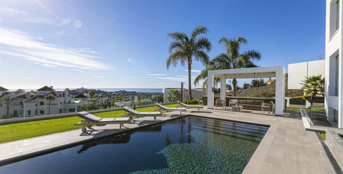 Sale of detached villa in Benahavís 20