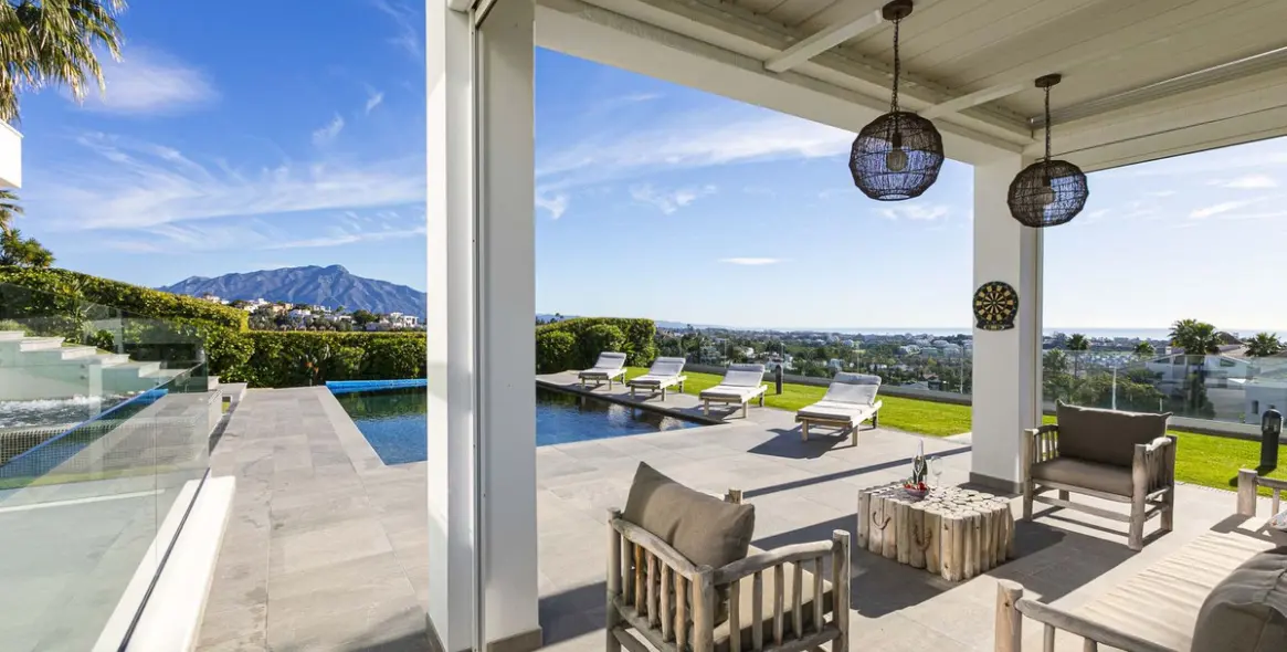 Sale of detached villa in Benahavís 28