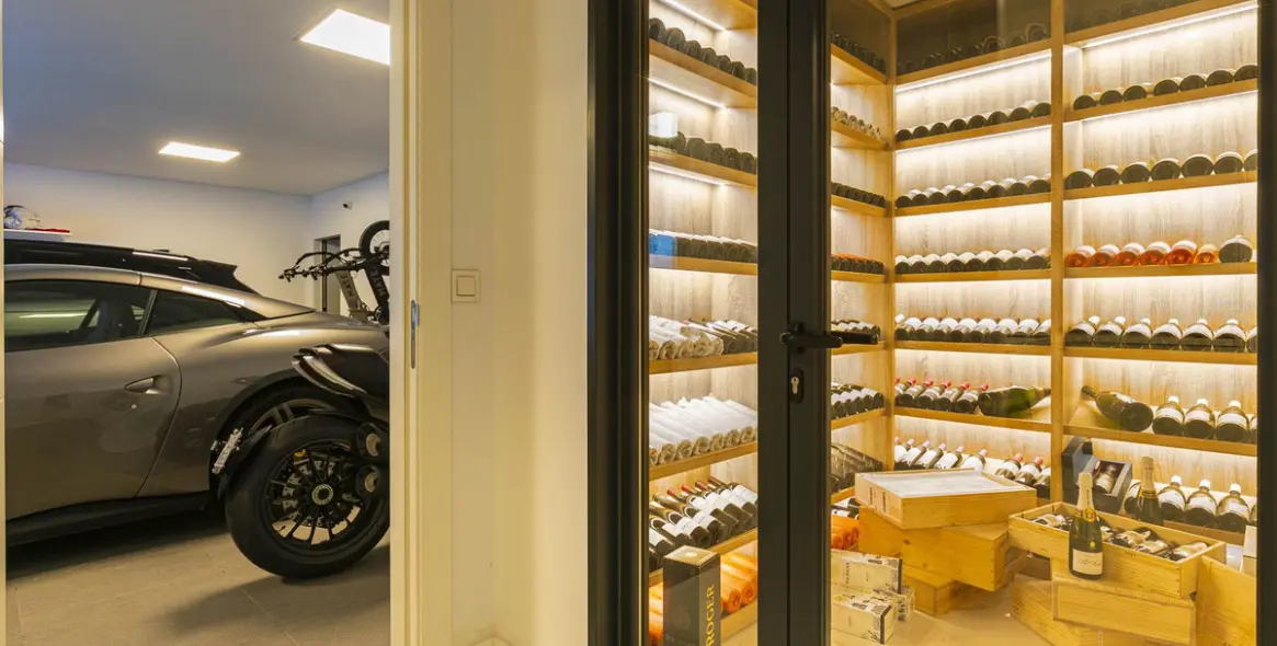 Sale of detached villa in Benahavís 34