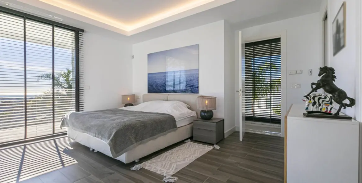 Sale of detached villa in Benahavís 39