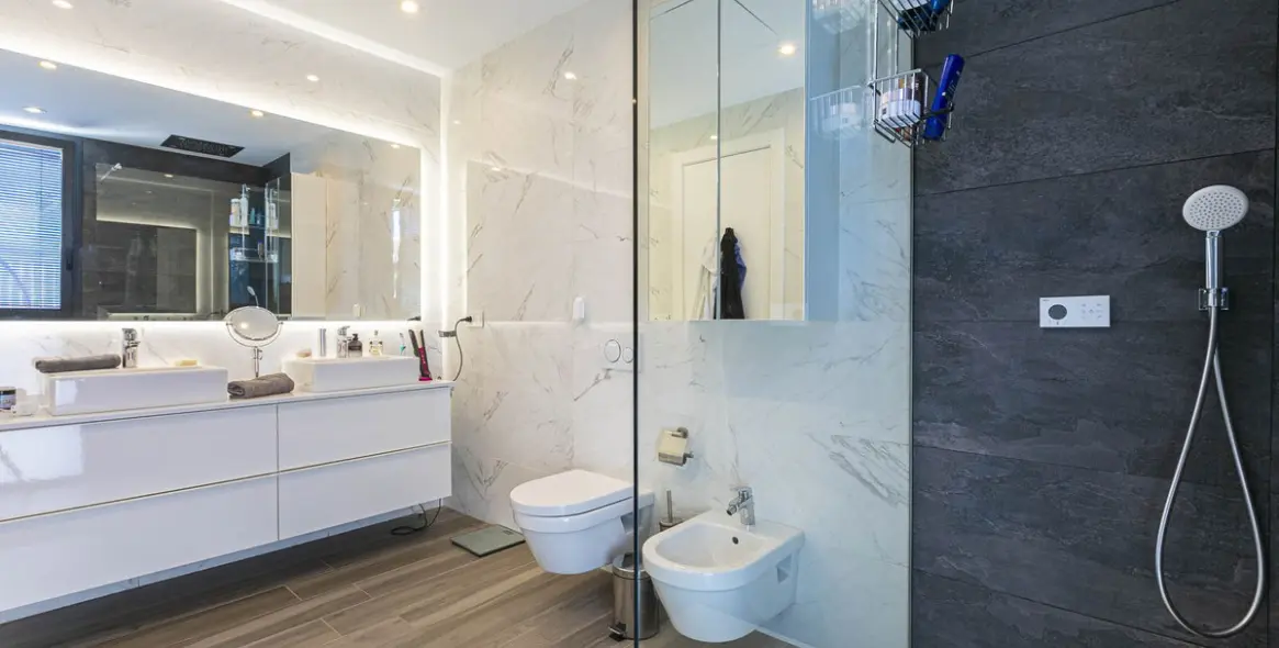 Sale of detached villa in Benahavís 41