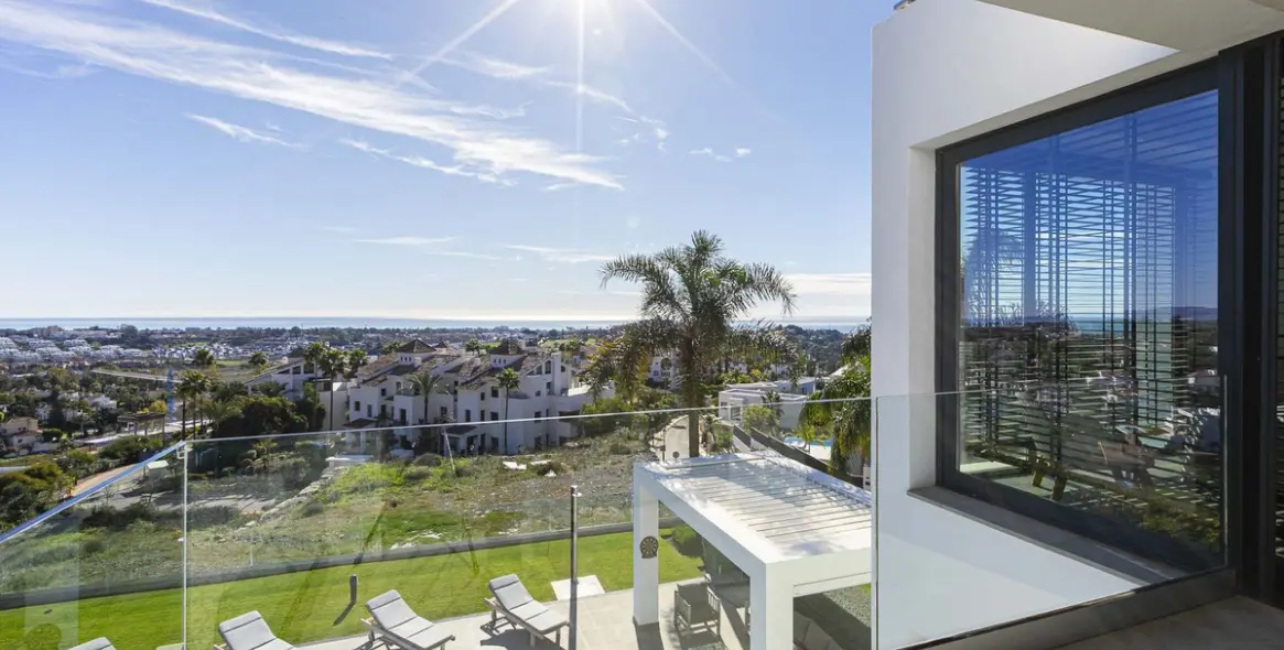 Sale of detached villa in Benahavís 42