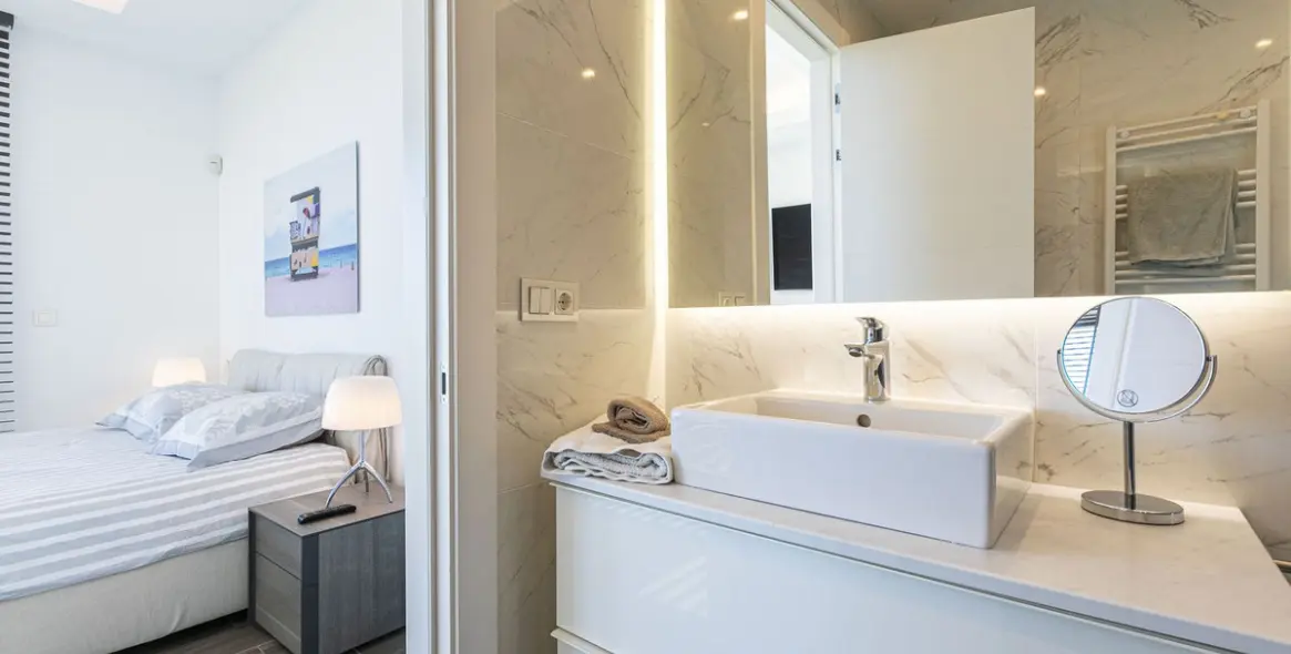 Sale of detached villa in Benahavís 44