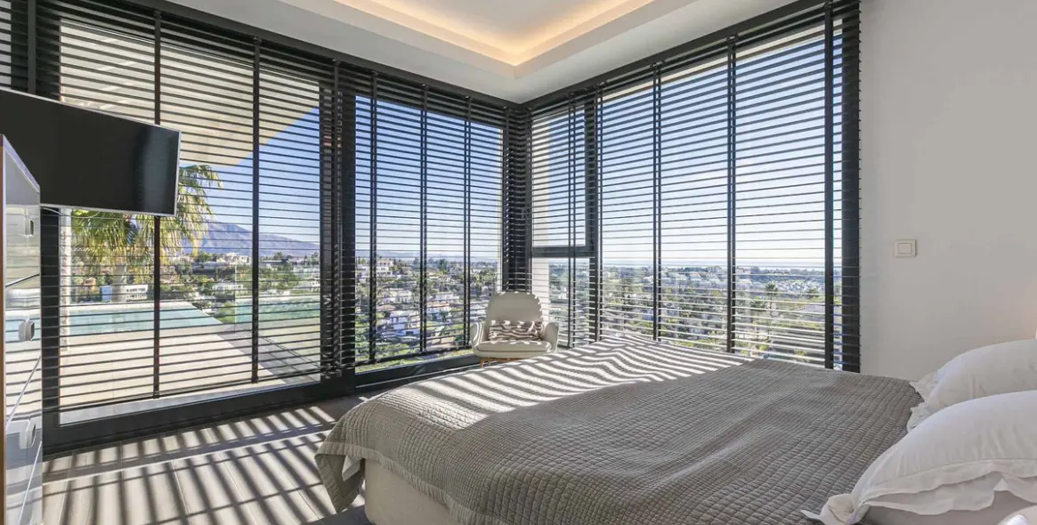 Sale of detached villa in Benahavís 46