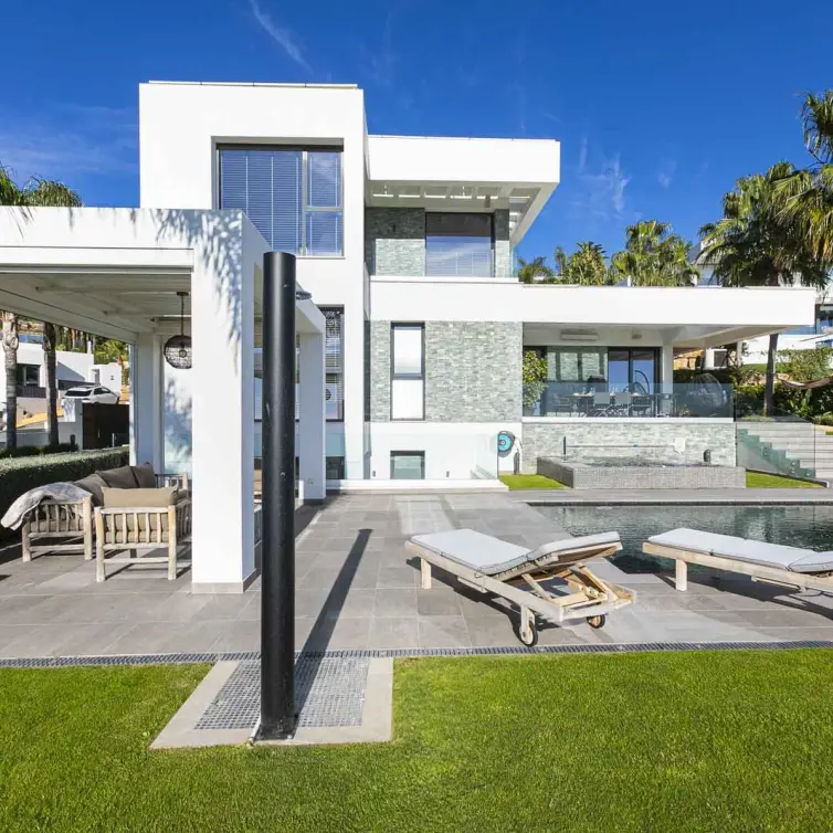 Venta de villa independiente en Benahavís