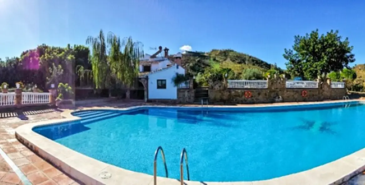 Продажа финки в Malaga (район Provincia de Málaga) 2