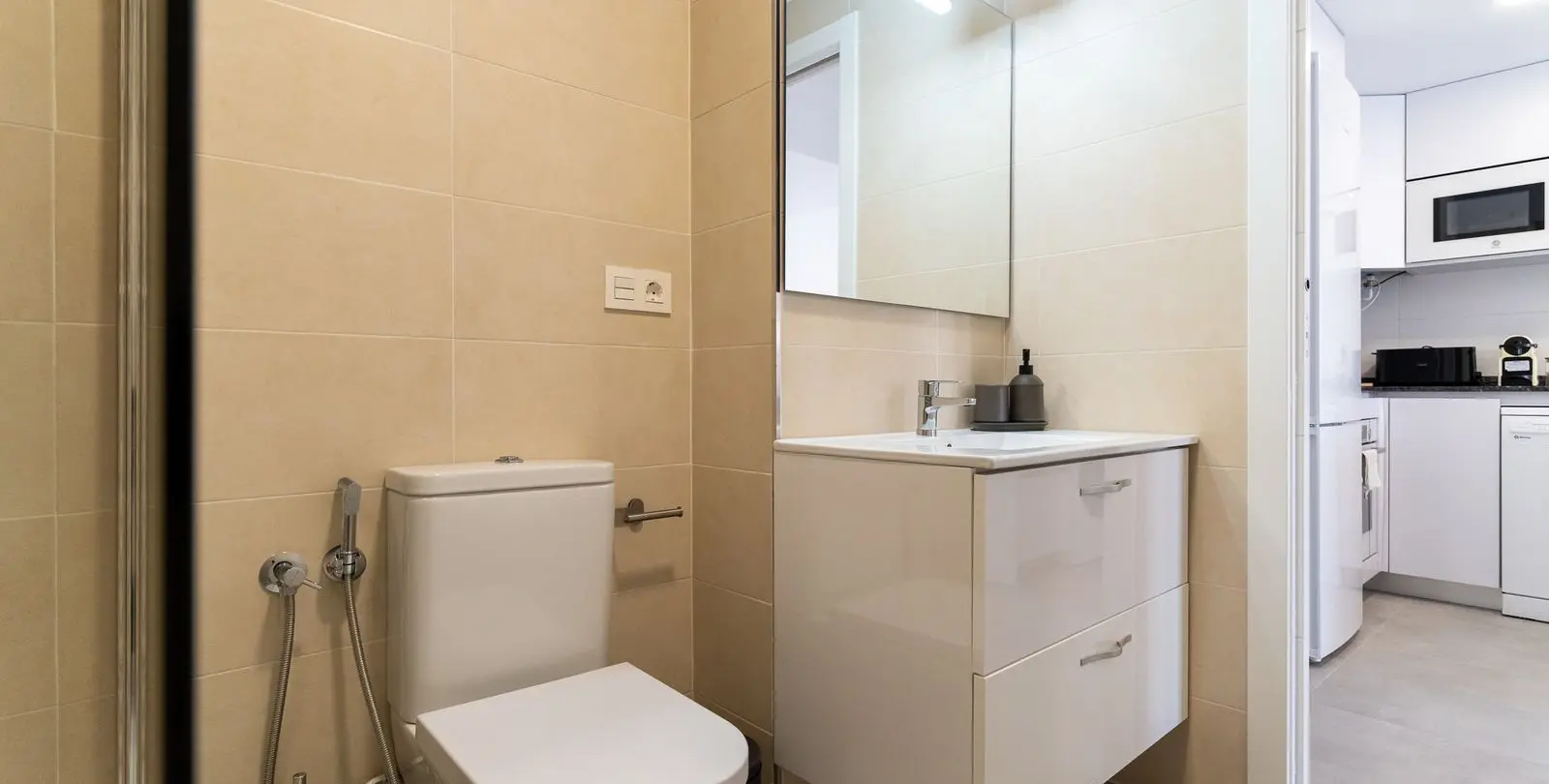 Продажа апартаментного комплекса в Mijas Costa 19