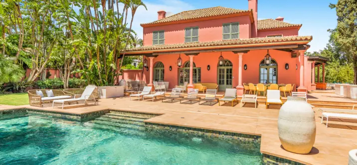 Oтдельно стоящая вилла R4776868 0