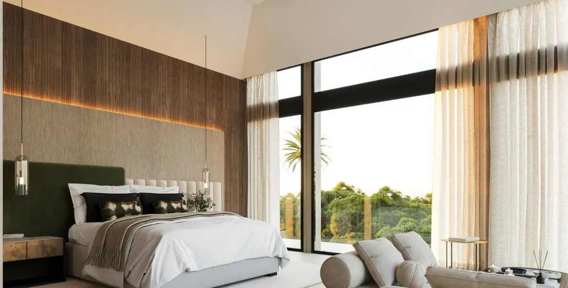 Sale of detached villa in The Golden Mile 12