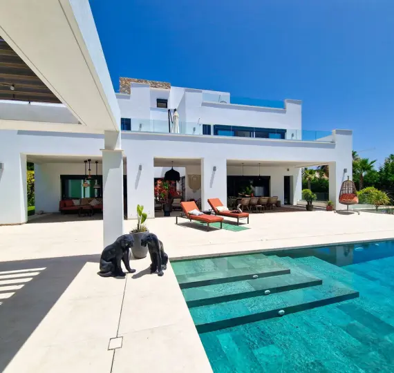 Detached villa R5109376