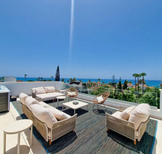 Detached villa R5109376