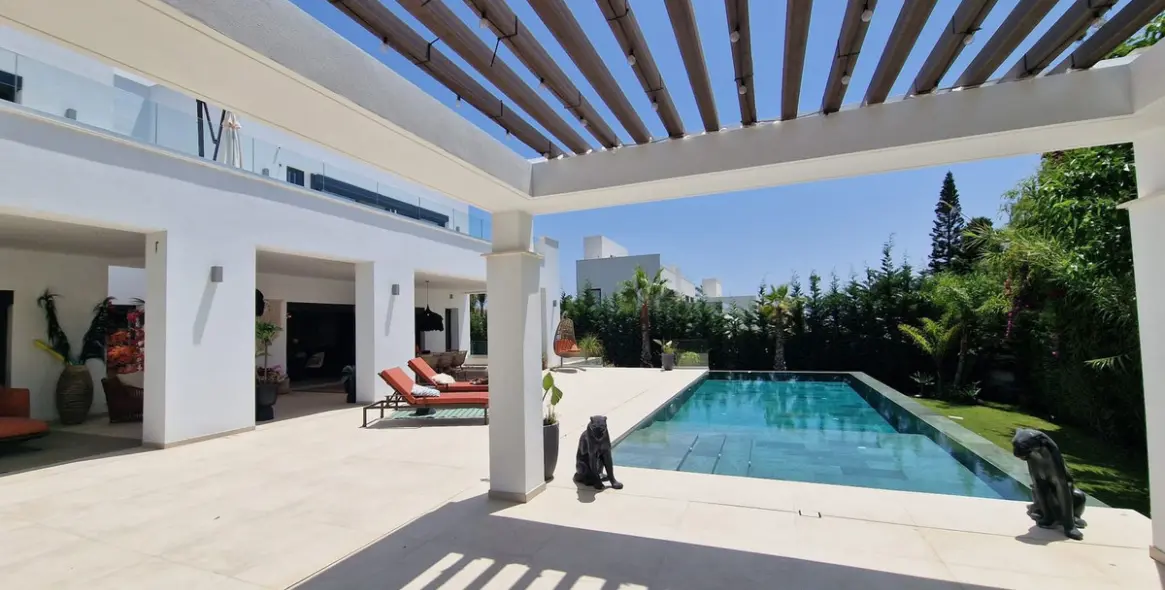 Sale of detached villa in Marbella (district Marbella) 3