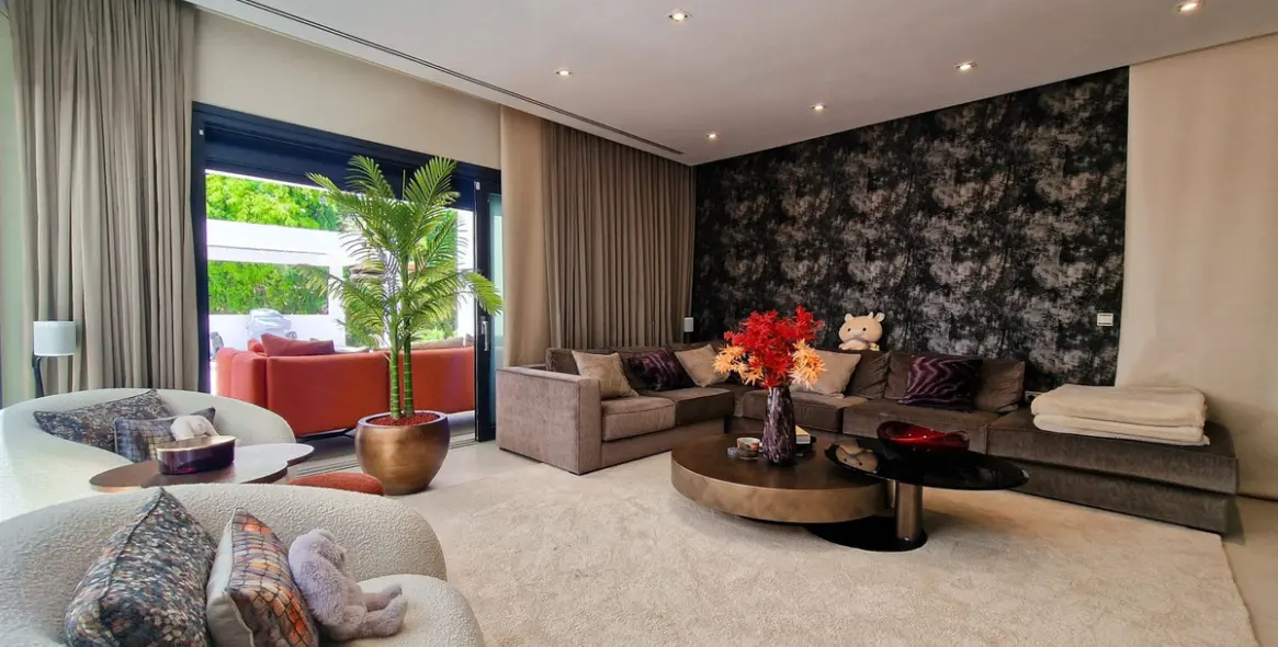 Sale of detached villa in Marbella (district Marbella) 9