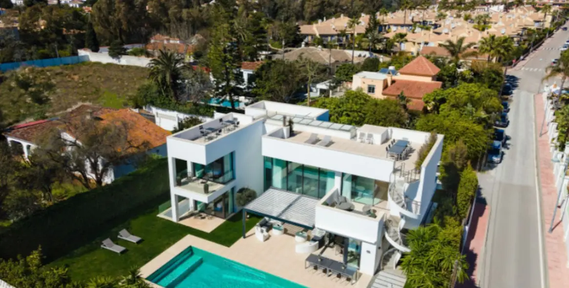 Sale of detached villa in Puerto Banús 4