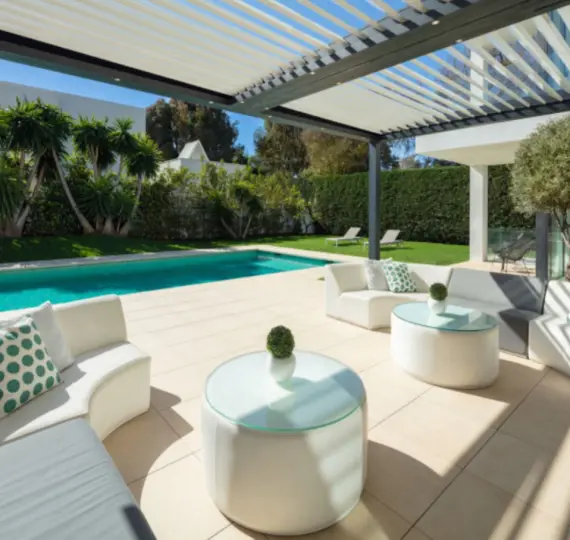 Venta de villa independiente en Puerto Banús