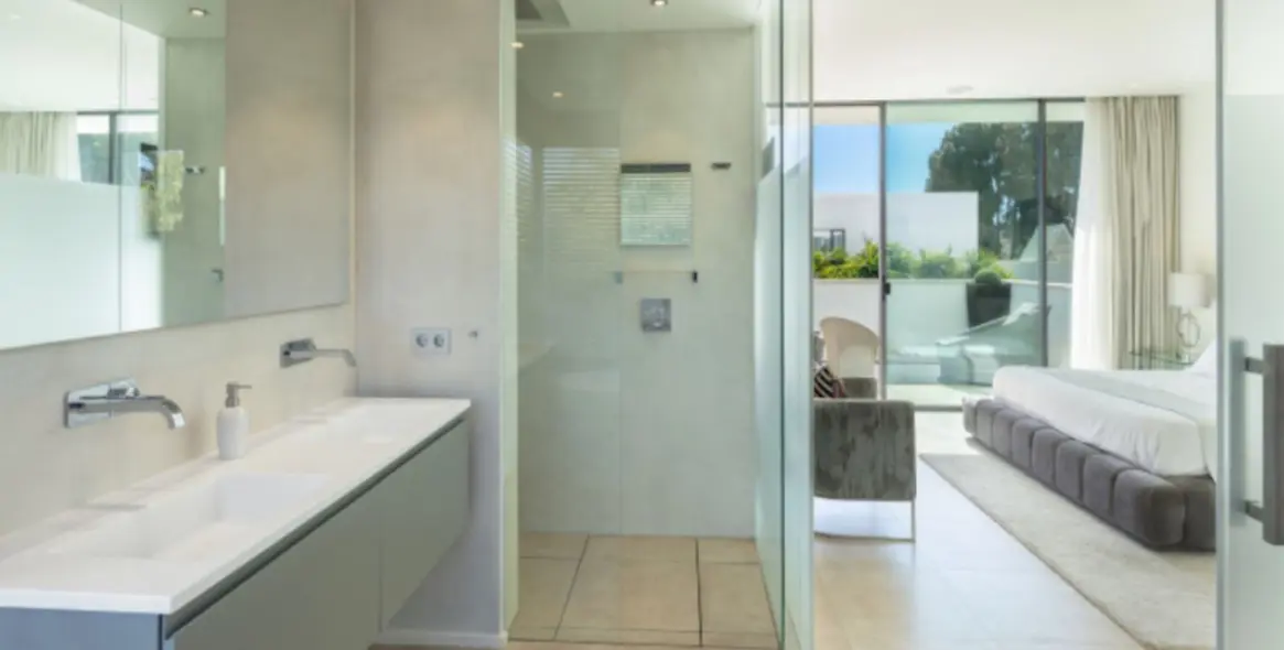 Sale of detached villa in Puerto Banús 7