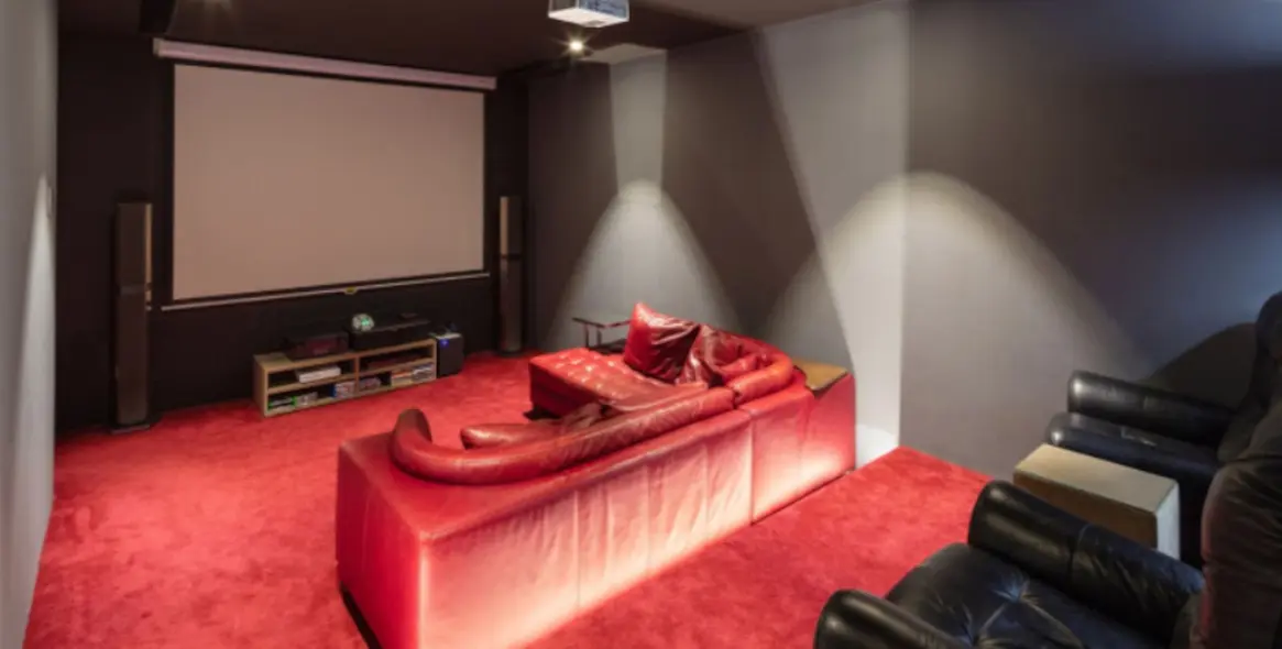 Sale of detached villa in Puerto Banús 11