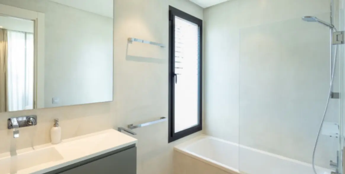 Sale of detached villa in Puerto Banús 15