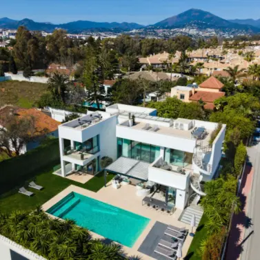 Venta de villa independiente en Puerto Banús